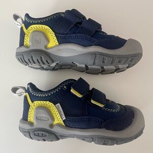 Keen- Knotch Hollow Double Strap- Toddler 5